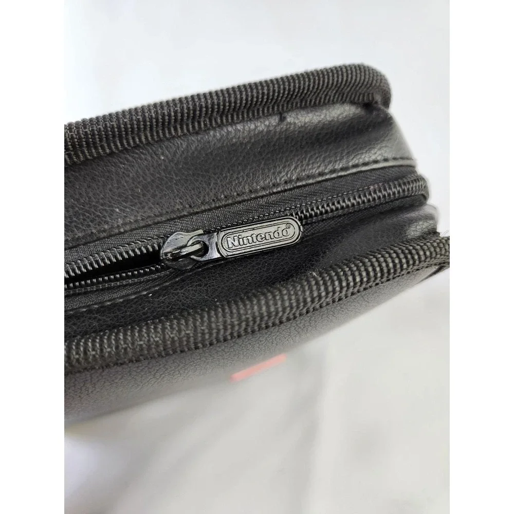 Vintage Nintendo GBA Game Boy GAMEBOY Advance 32 Case Folder Binder Black‎ Rare